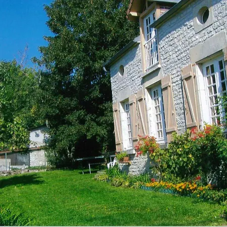 Ferienhaus Country With Enclosed Garden In *