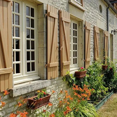 Дом отдыха Country With Enclosed Garden In Bligny